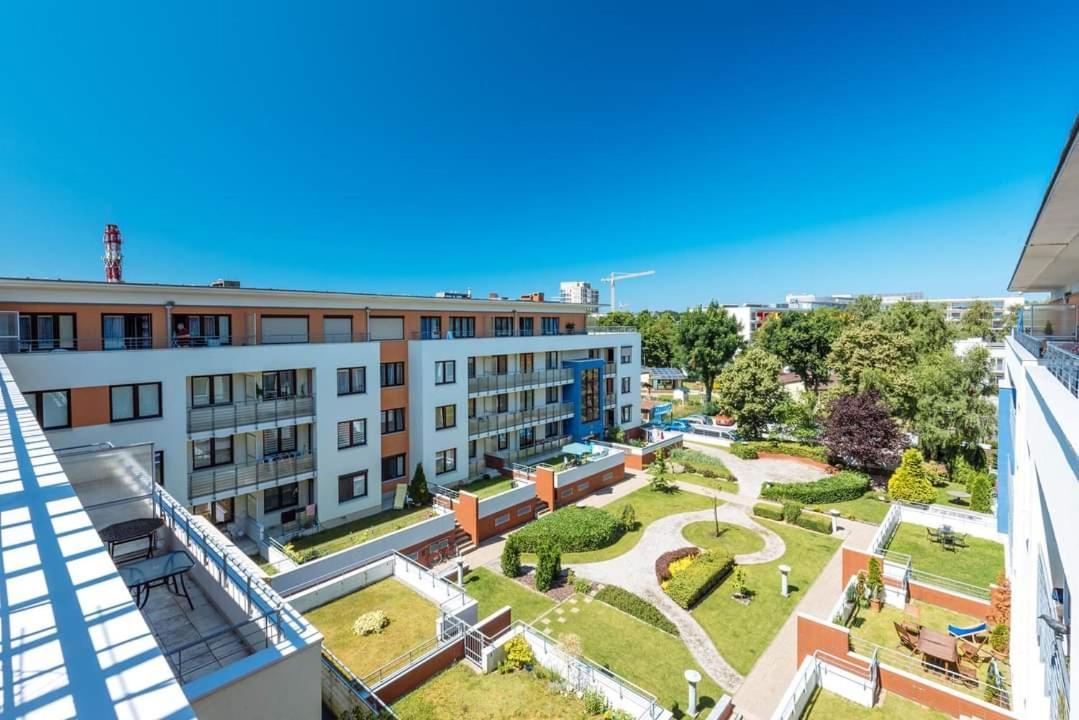 Unique Beige & Gold Apartments Kolobrzeg Exterior photo